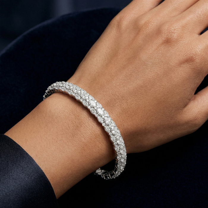 Hoop Oval Bangle